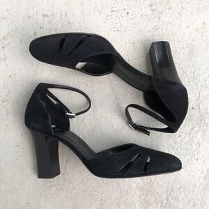 Circa  Joan & David heels